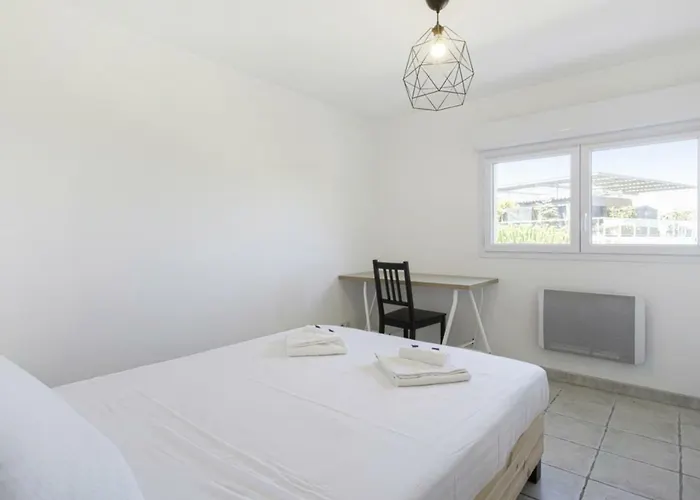 Triplex Laharie - Welkeys * بايون